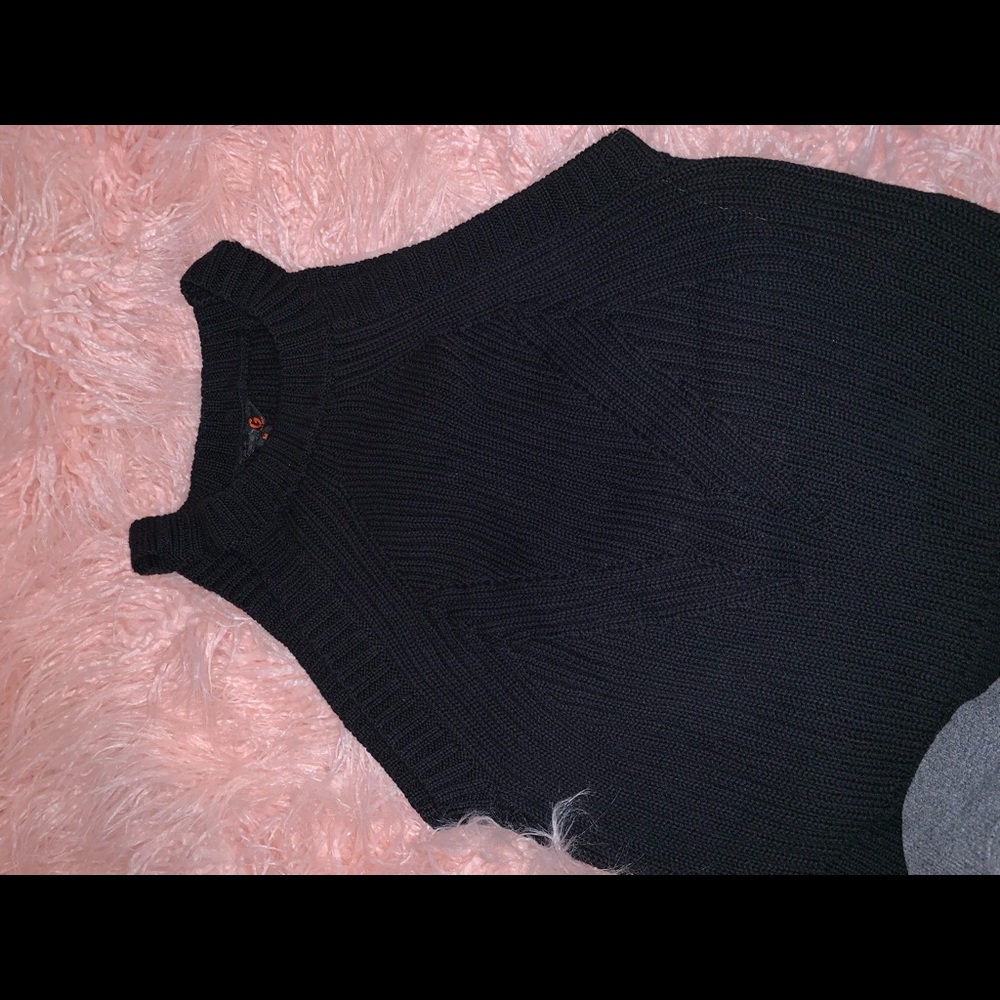 guess sweater